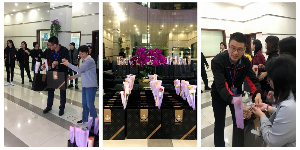 大堂摆花及礼物_副本.jpg