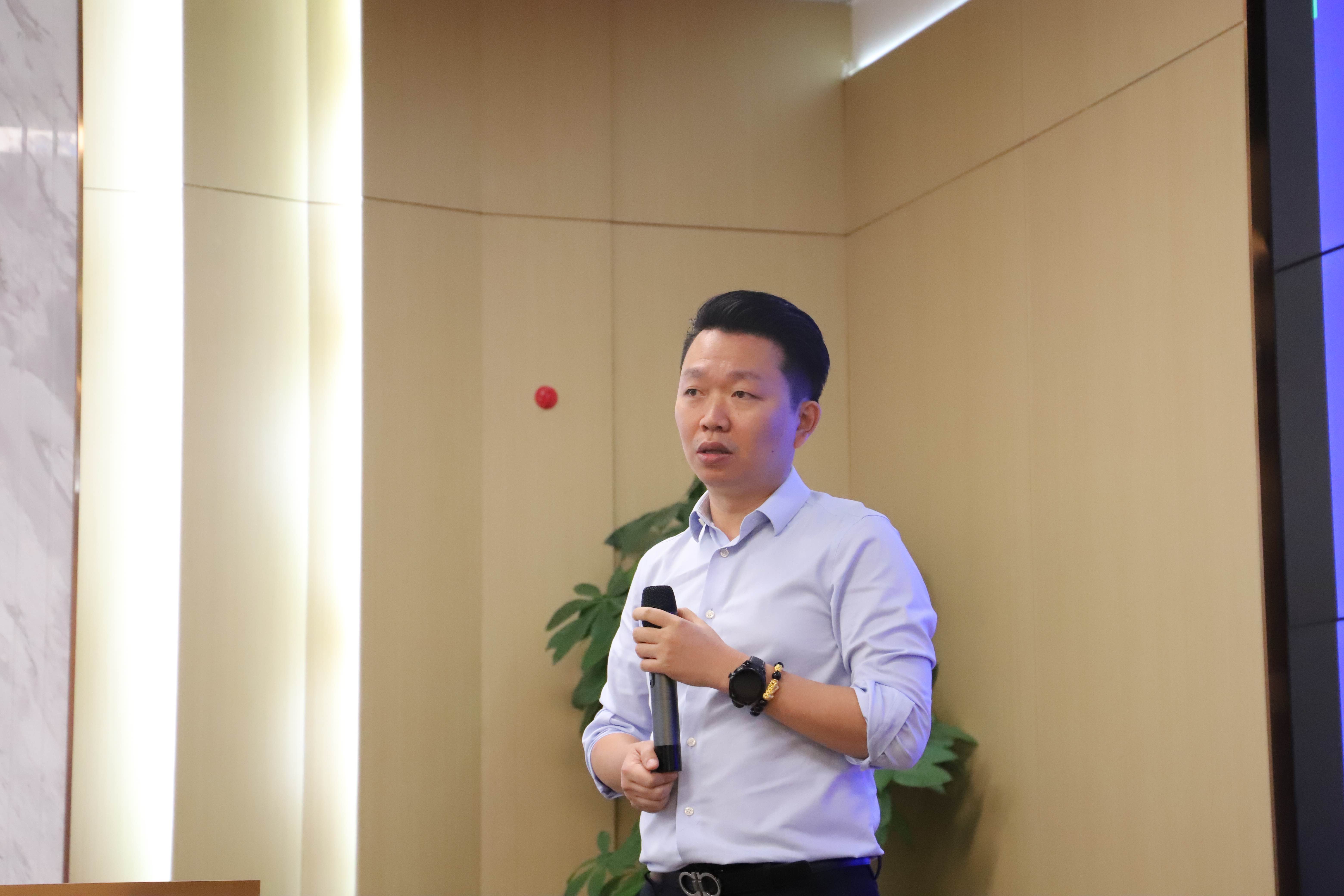 总经理.jpg