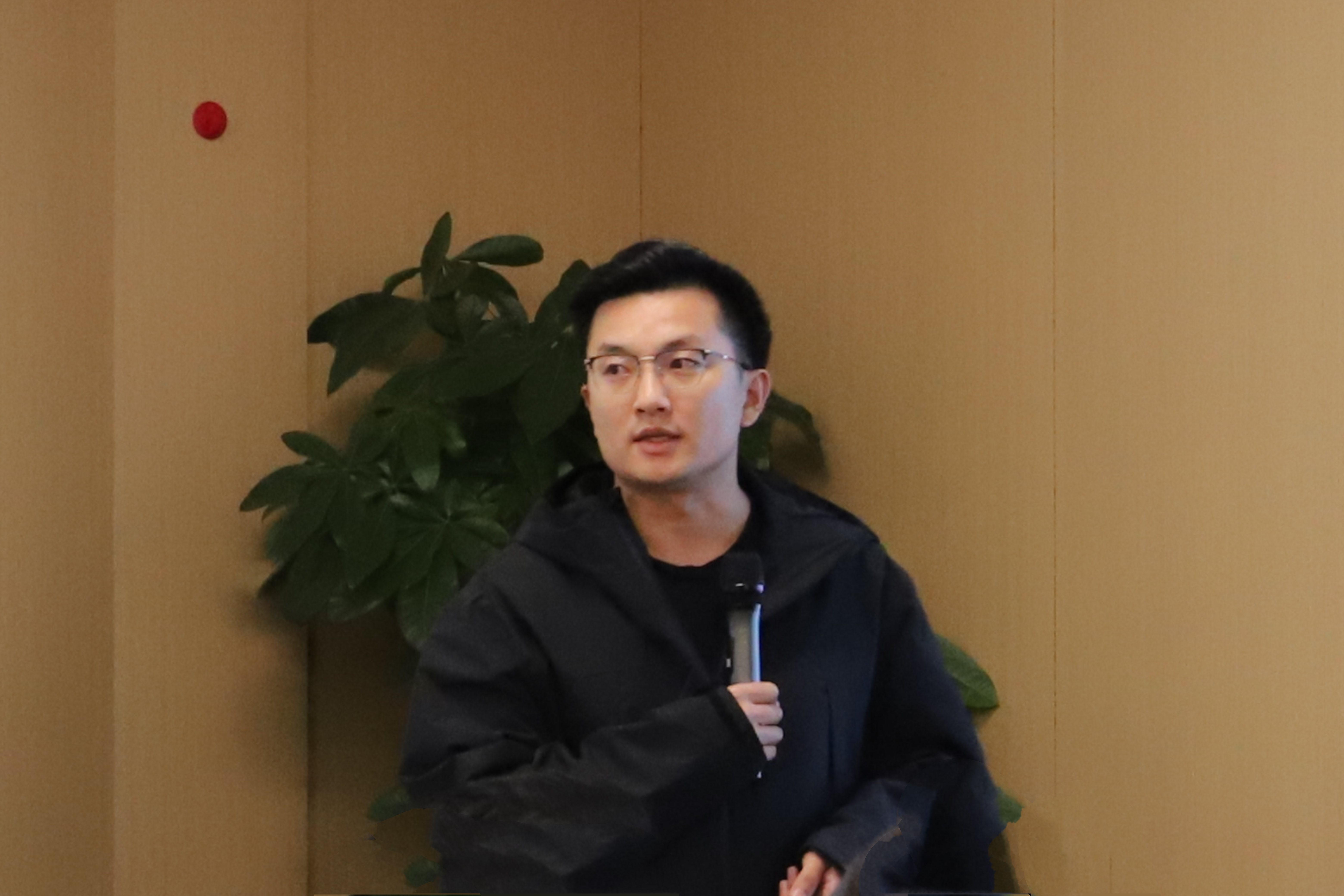 金龙_副本.jpg